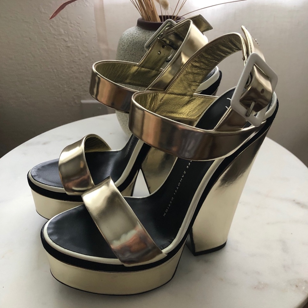 Giuseppe Zanotti Design Sandals